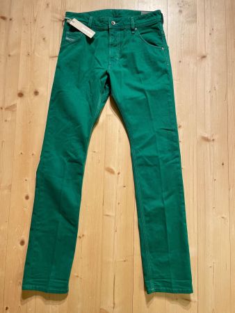 Grüne DIESEL Jeans Teenager Junge 14 Jahre / Gr. 164 (Neu)
