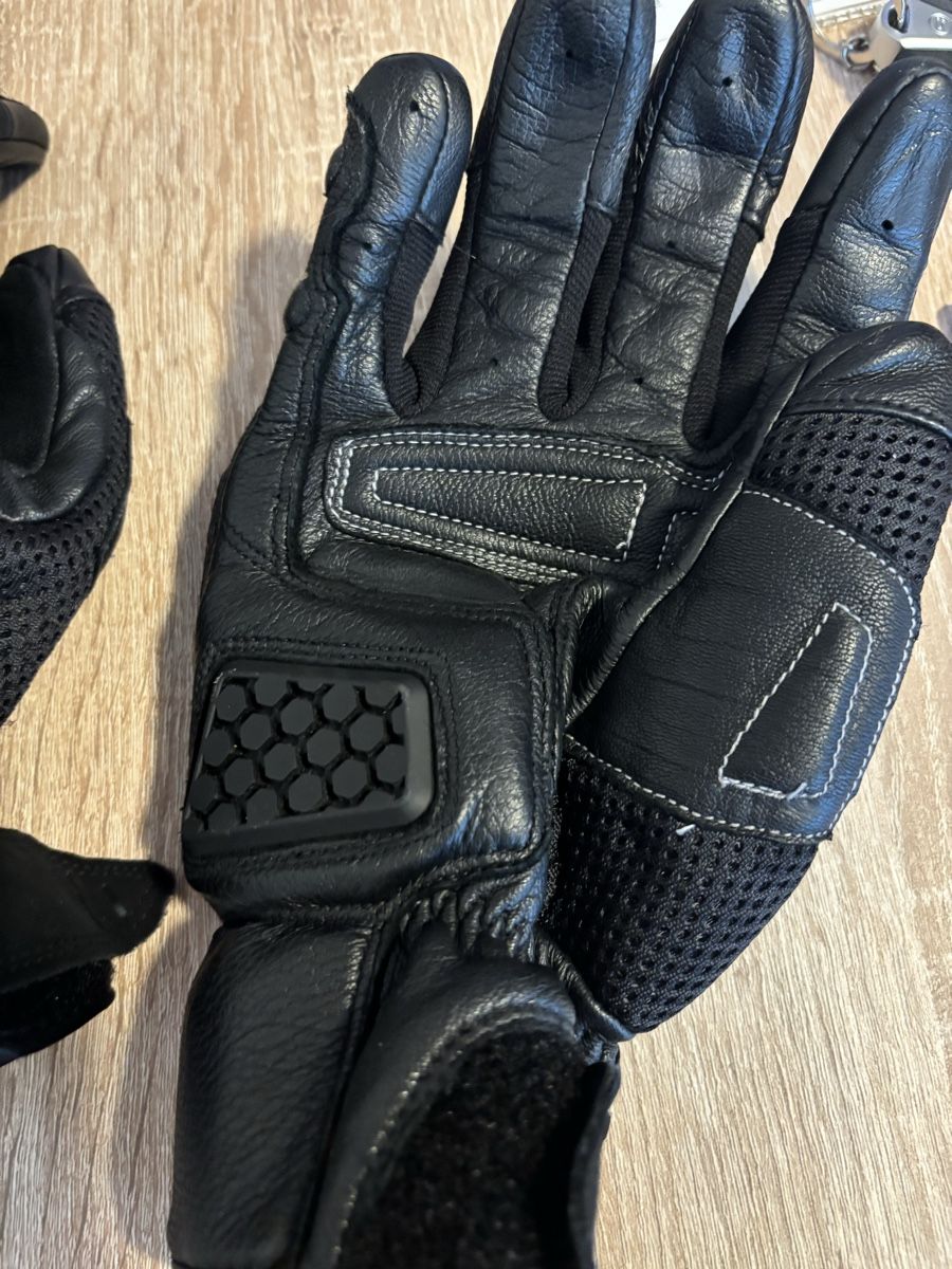 Sonstige Accessoires für Herren: Mottorad Handschuhe  – Gebraucht aus Schaffhausen von bos_rfs9 2
