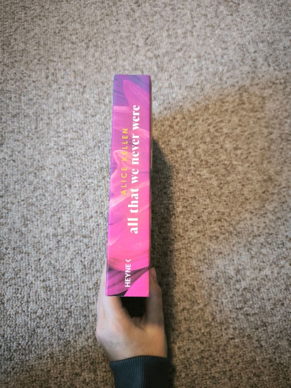 Libri: All that we never were - Alice Kellen – Nuovo (secondo la descrizione) da Sargans venduto da .isa_ 1