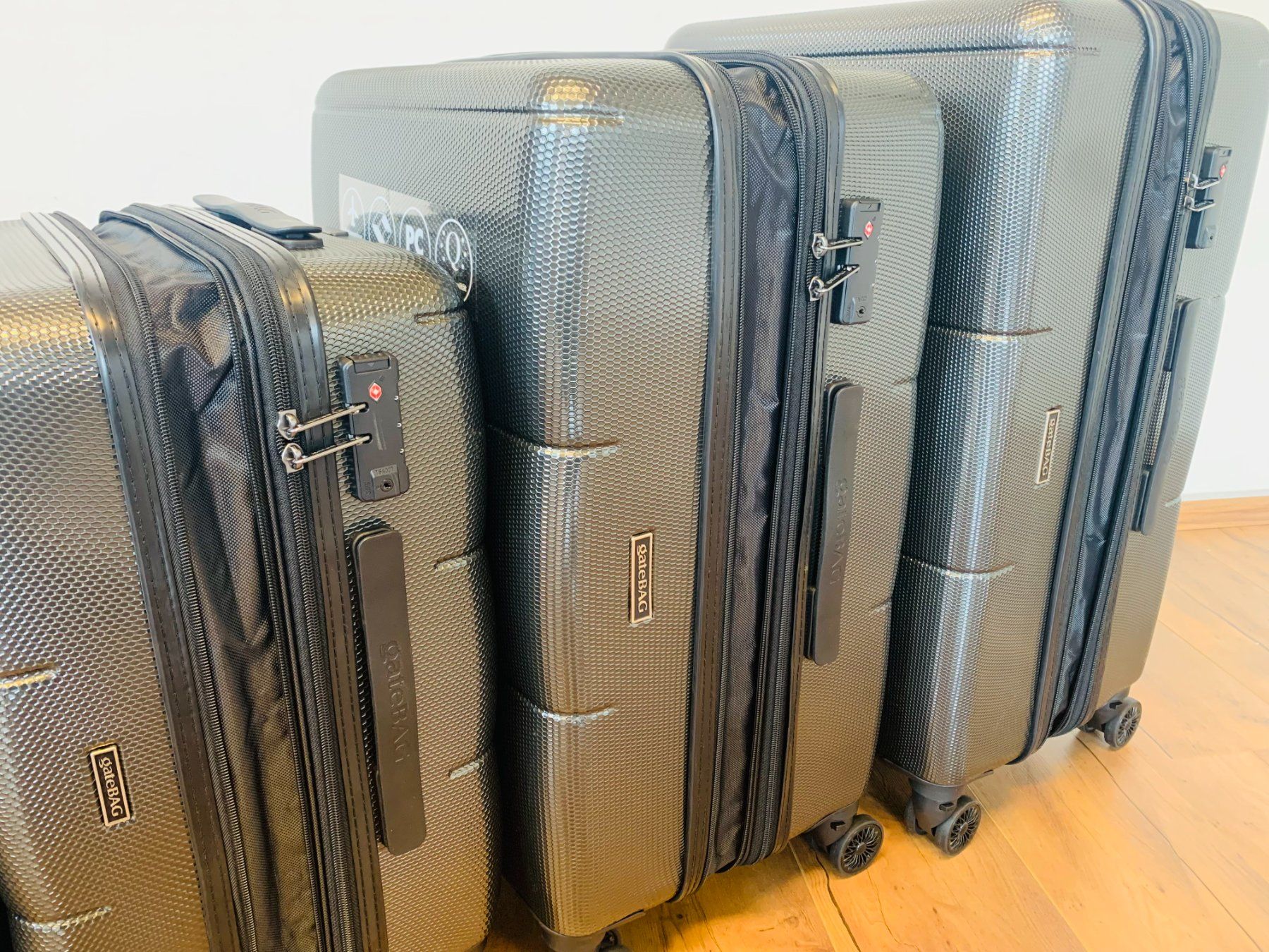 Valigie: 4 teiliges Koffer Polycarbonat gateBAG BUNDLE ANTHRAZIT NEU – Nuovo e nell'imballaggio originale da Bergdietikon venduto da shopAgent 7
