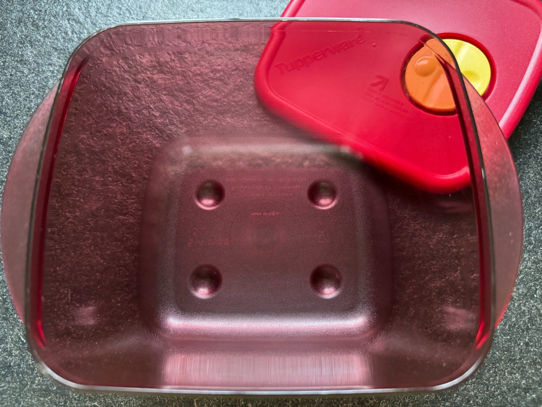 Tupperware Contenitori & Simili: Tupperware Mikrowellengeschirr, 1.5 Liter – Usato da Schönenberg an der Thur venduto da ottawa06 3