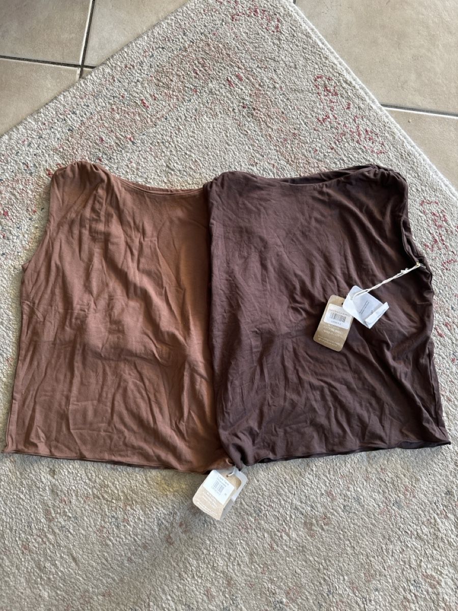 Top: Layla Top INDIGO LUNA M/L – Nuovo (secondo la descrizione) da Confignon venduto da mel_9m6w