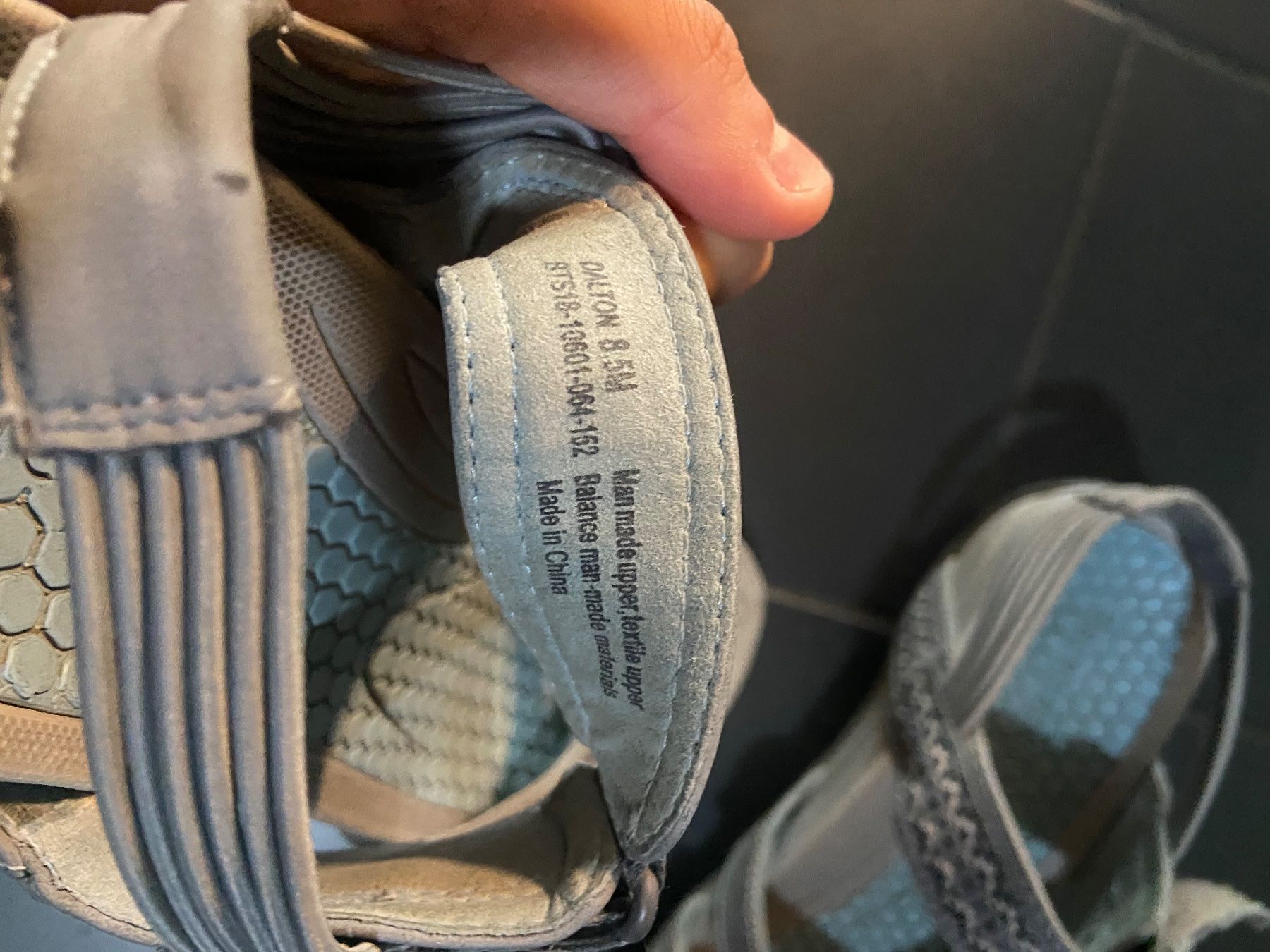 Scarpe da uomo: Trekking sandals – Usato da Zürich venduto da nbi_y7f9 4