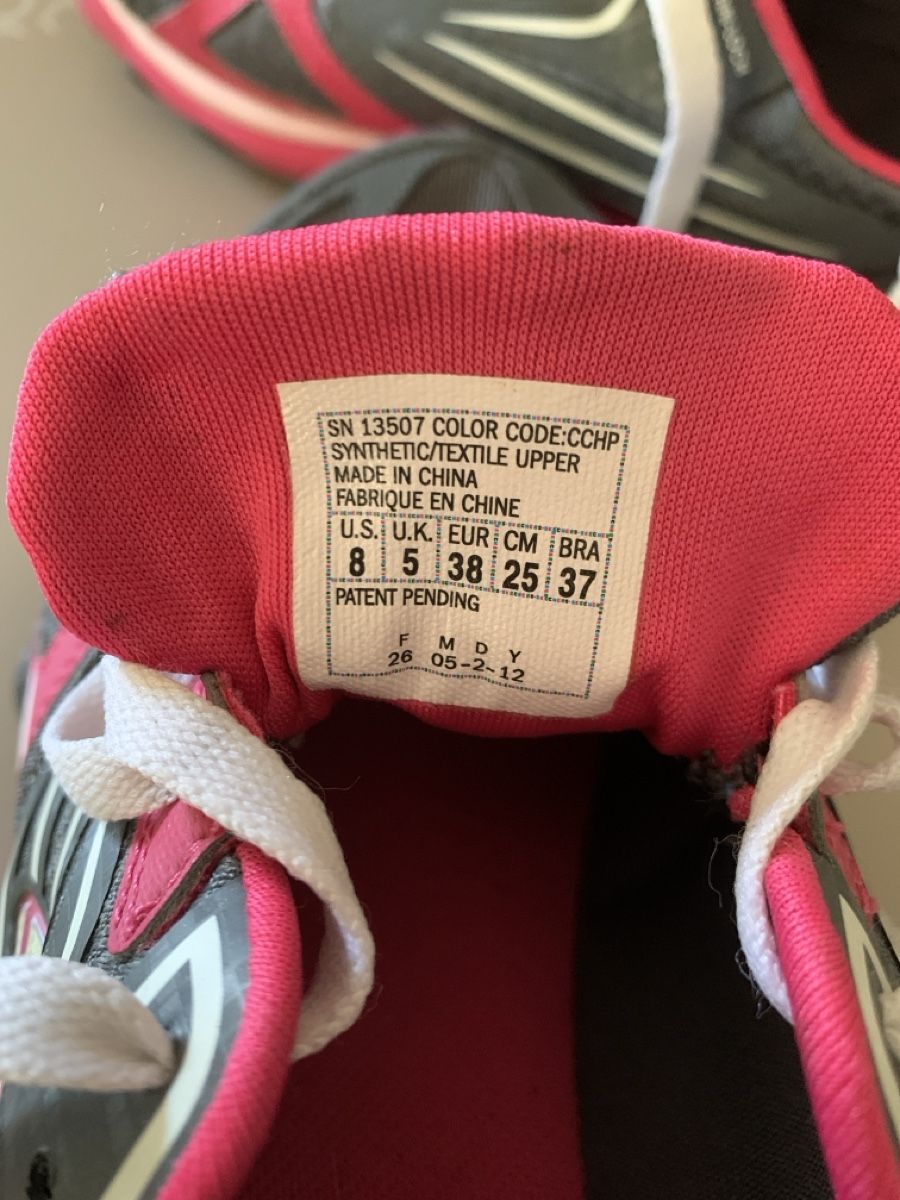 Skechers Scarpe da donna: Skechers / Gotrain 38 – Usato da Amriswil venduto da SCHLOSSGEISTLI 2