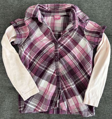 Süsses Hemd mit Langarmshirt Grösse 110