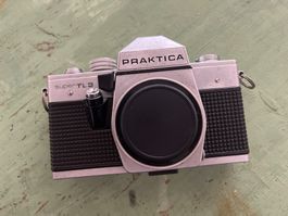 Praktika Super TL3 Vintage camera