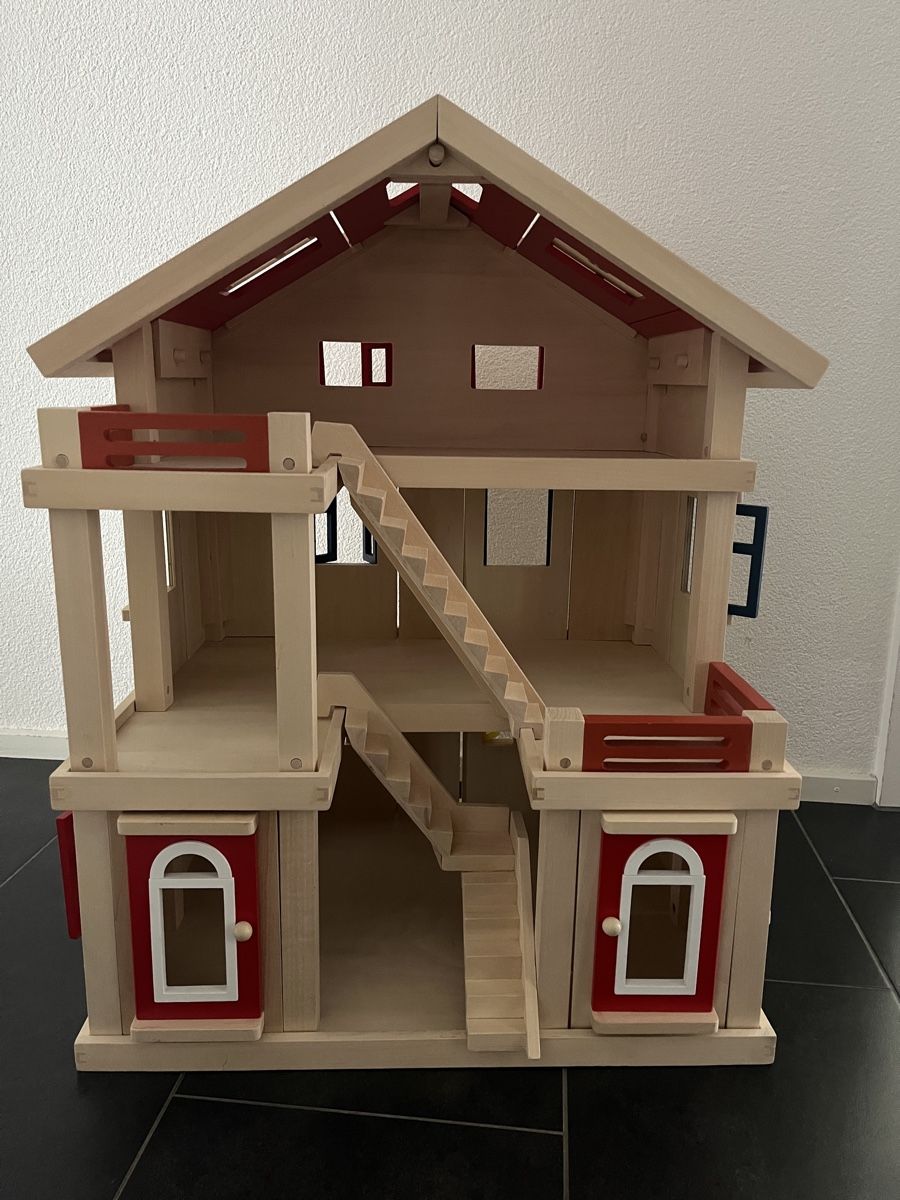 Case e mobili per bambole: Puppenhaus aus Holz – Usato da Arth venduto da Pancake02