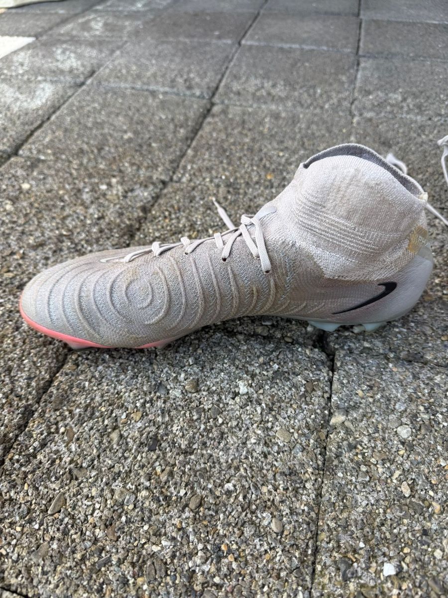 Nike Scarpe da uomo: Nike Phantom Vision Elite FG inkl. original Nike Beutel – Usato da Kriens venduto da davide_damiani11 1