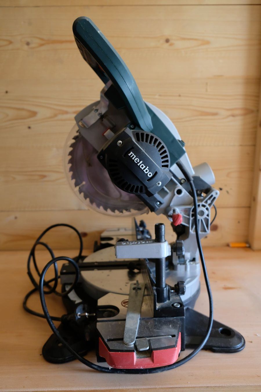 Toutes les machines: Kappsäge Metabo – D'occasion à Hochwald par laufschritt 1