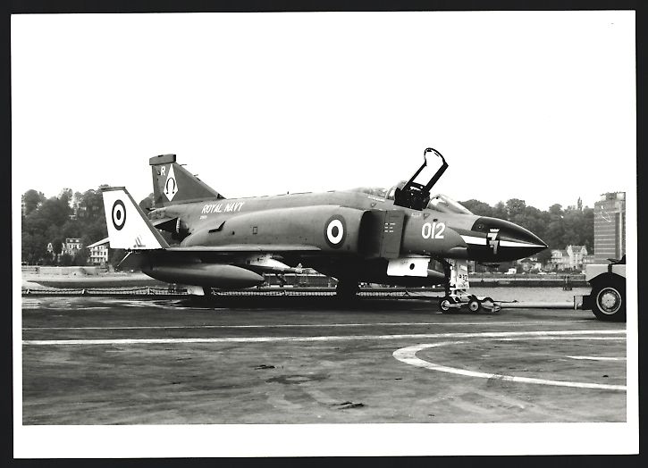 Fotografie &  Plakate: Fotografie Flugzeug Douglas F-4 Phantom, – Gebraucht aus Berlin von bartko-reher