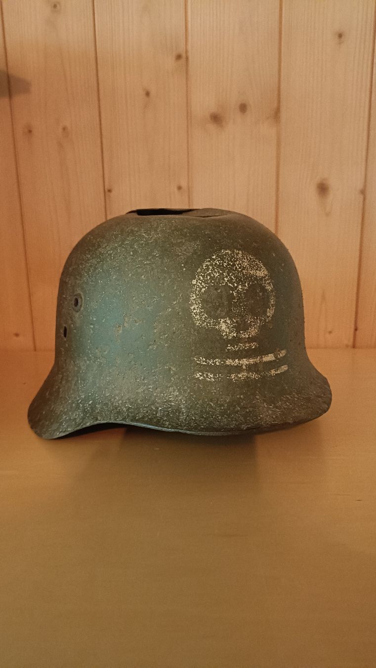 Uniformi: Finnischer Stahlhelm – Difettoso da Grindelwald venduto da sdb_yc5m