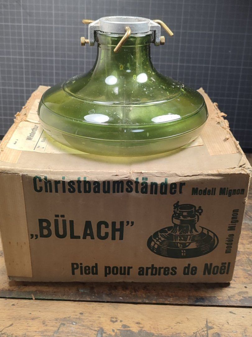 Basi per albero di Natale: Wunderschöner kleiner Bülach Weihnachtsbaumständer – Usato da Gelterkinden venduto da MYSTOREFORYOU4460