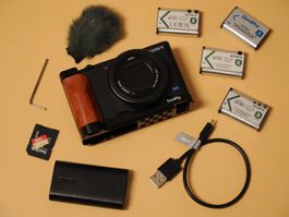Sony ZV1 mit 4x akku, SD karte und mehr
