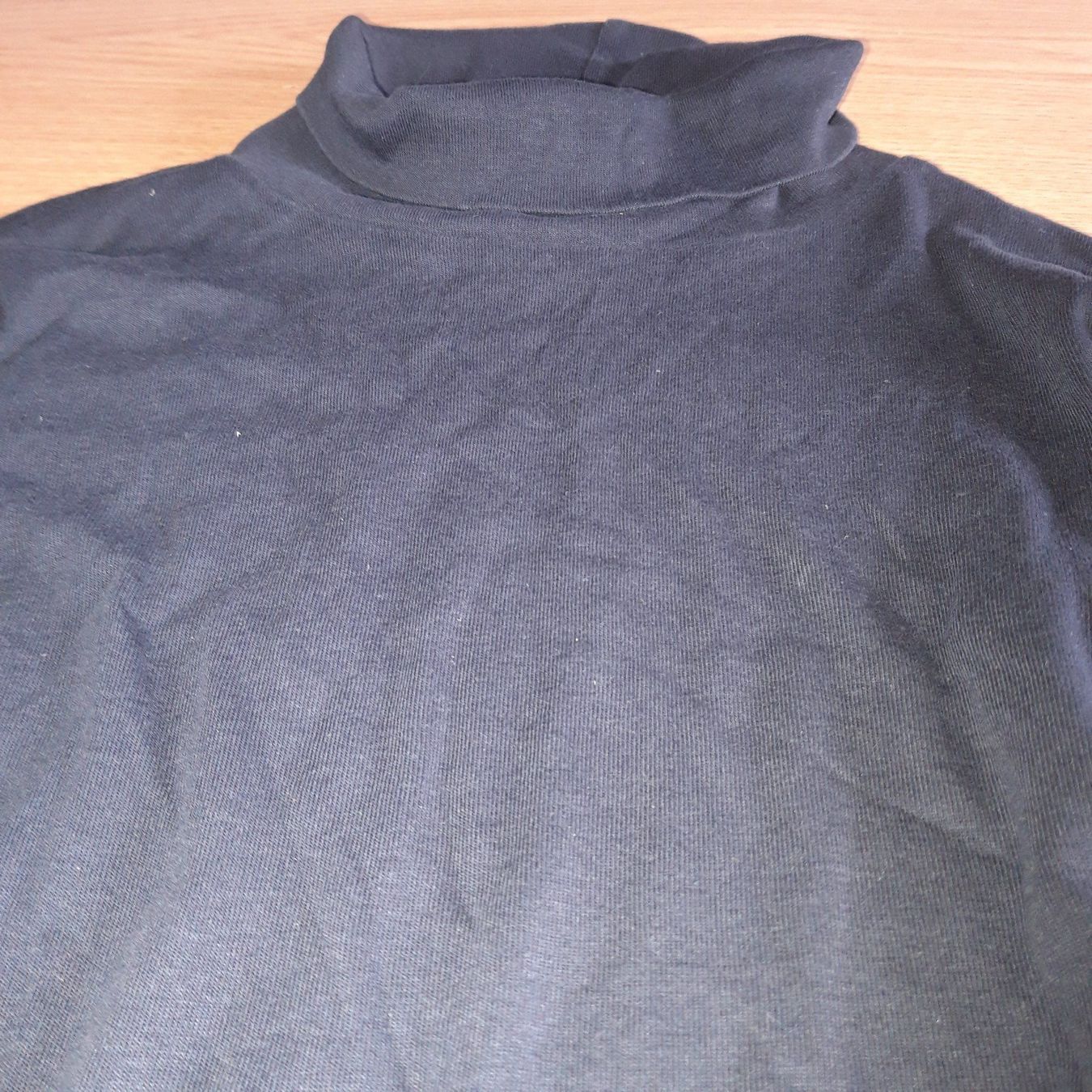 Pullover & Sweatshirts: Rollkragenpullover – Gebraucht aus wolfertswil von februartag