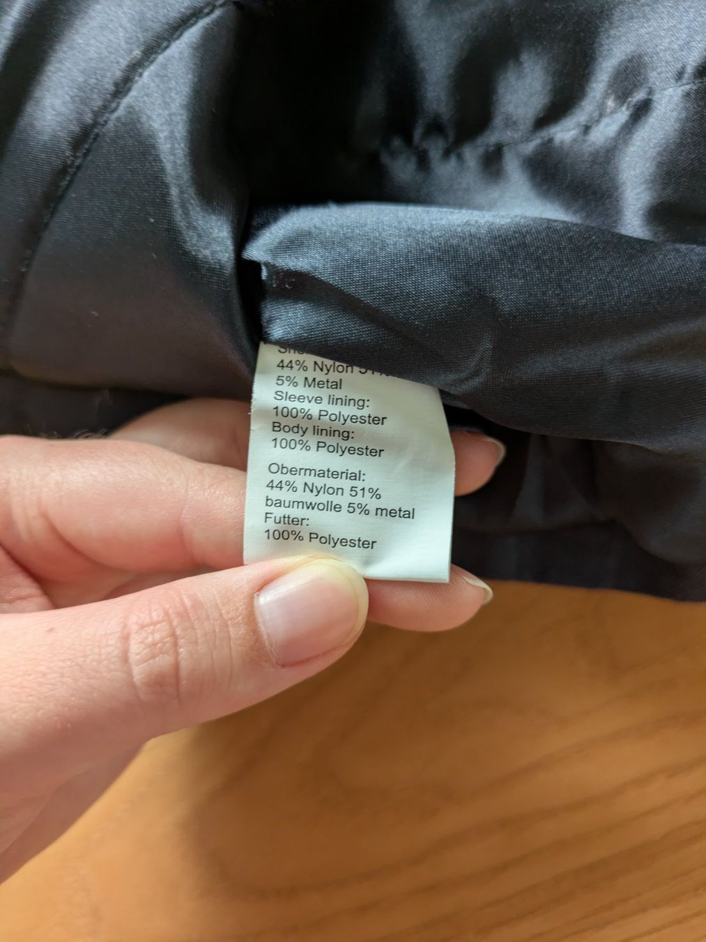 Vestes & Manteaux: Mädchen Mantel Grösse 140 dunkelblau – D'occasion à Teufen AR par eva_6s5f 2
