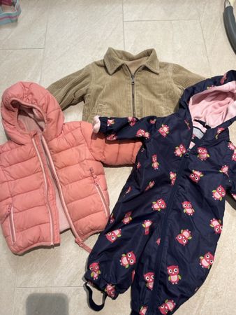 3 Kinderjacken gemischt Grösse 62 bis 92