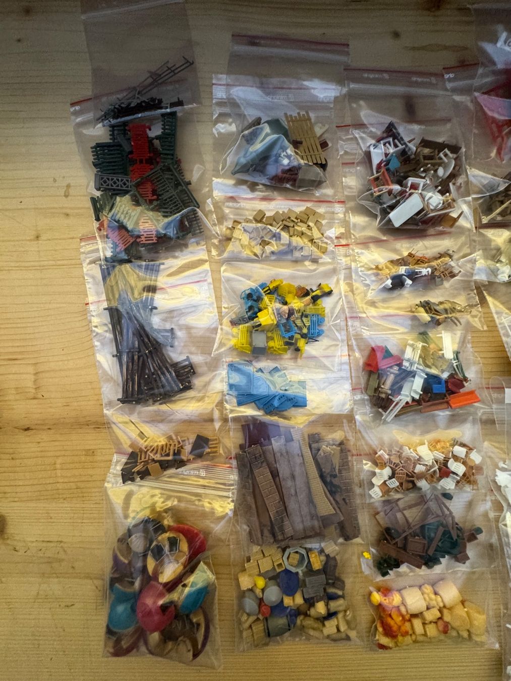 Modelleisenbahnen: Viele kleine Teile spur HO – Gebraucht aus Klarsreuti von Sbirolipiero 4