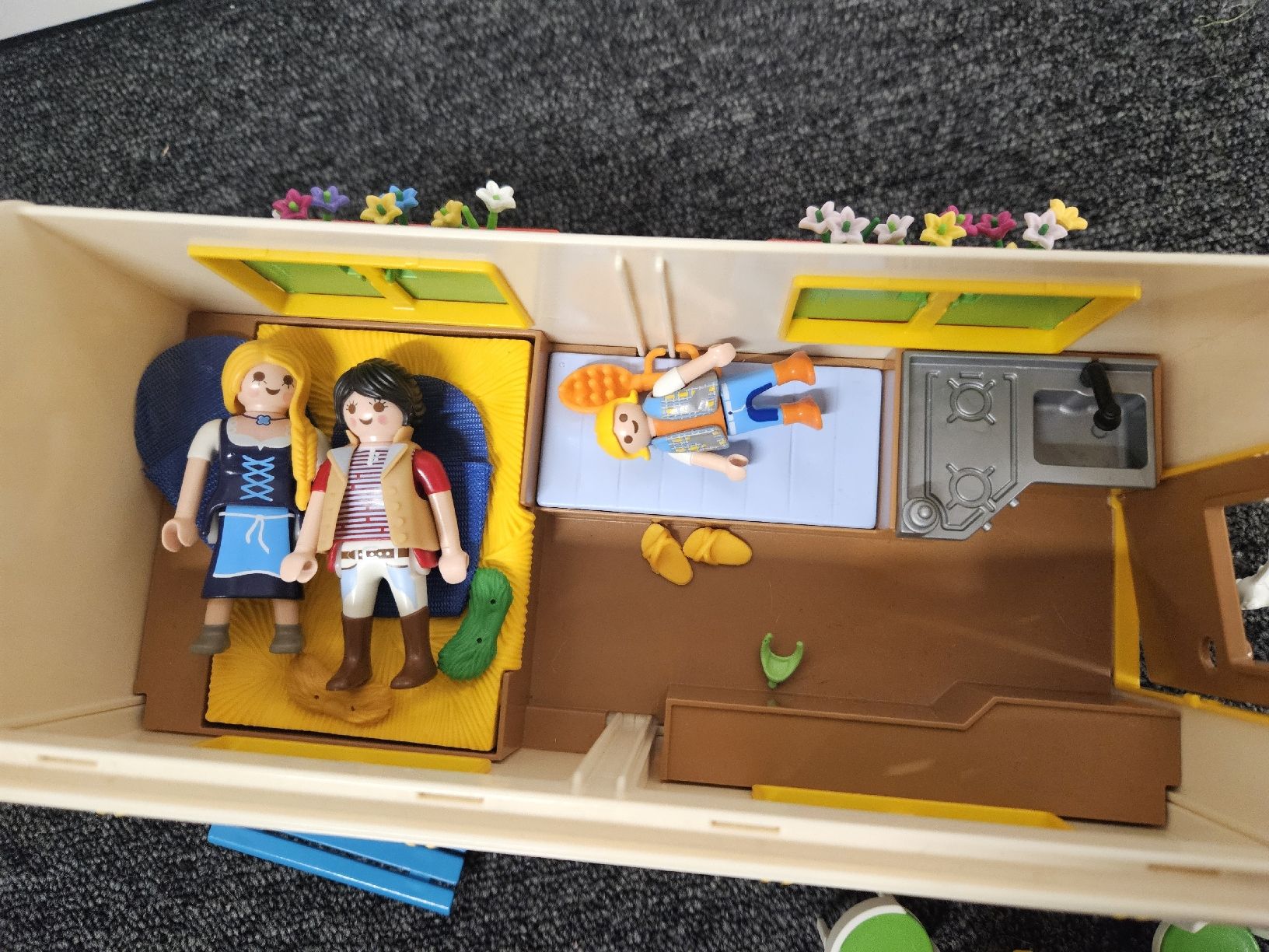 Playmobil Giocattoli: Playmobil Wohnwagen – Usato da Adliswil venduto da Baengeli2 2