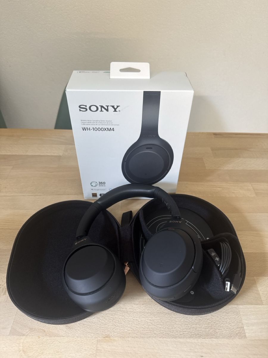 Sony Kopfhörer: Sony WH-1000XM4 – Neu (gemäss Beschreibung) aus Martigny-Croix von gen_5mpj