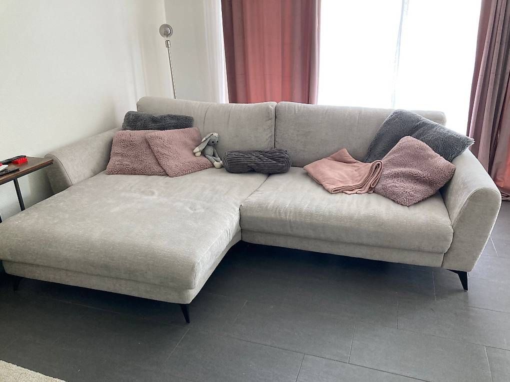 Pfister Divani: Elegante Ecksofa Couch in hellem Stoff. Gemütlich – Usato da Cham venduto da Knipper172