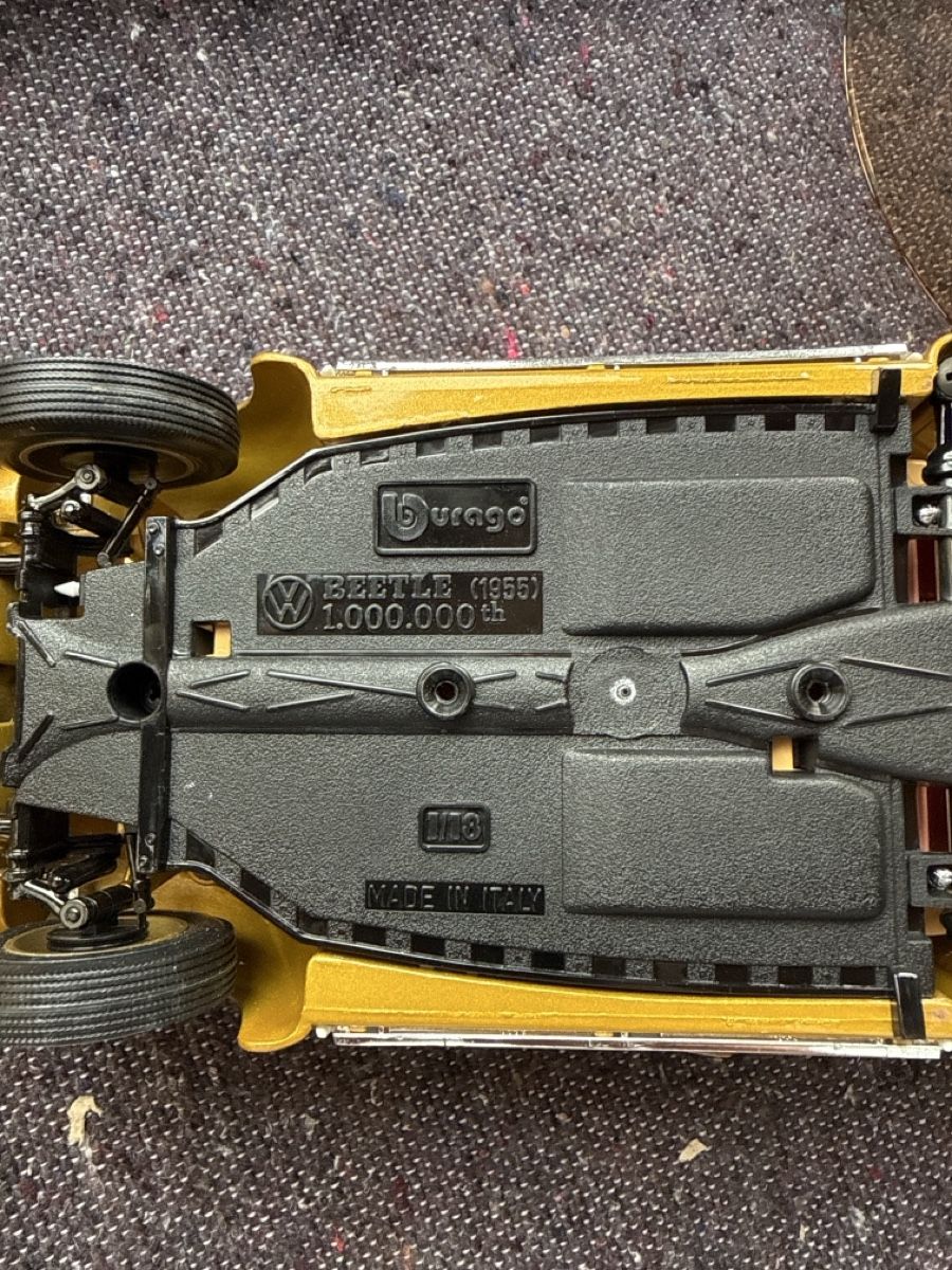 Volkswagen Modellini d'auto: VW Käfer 1.000.000th 1955 Modellauto Goldmetallic rar – Usato da Herisau venduto da Strichzauber 3