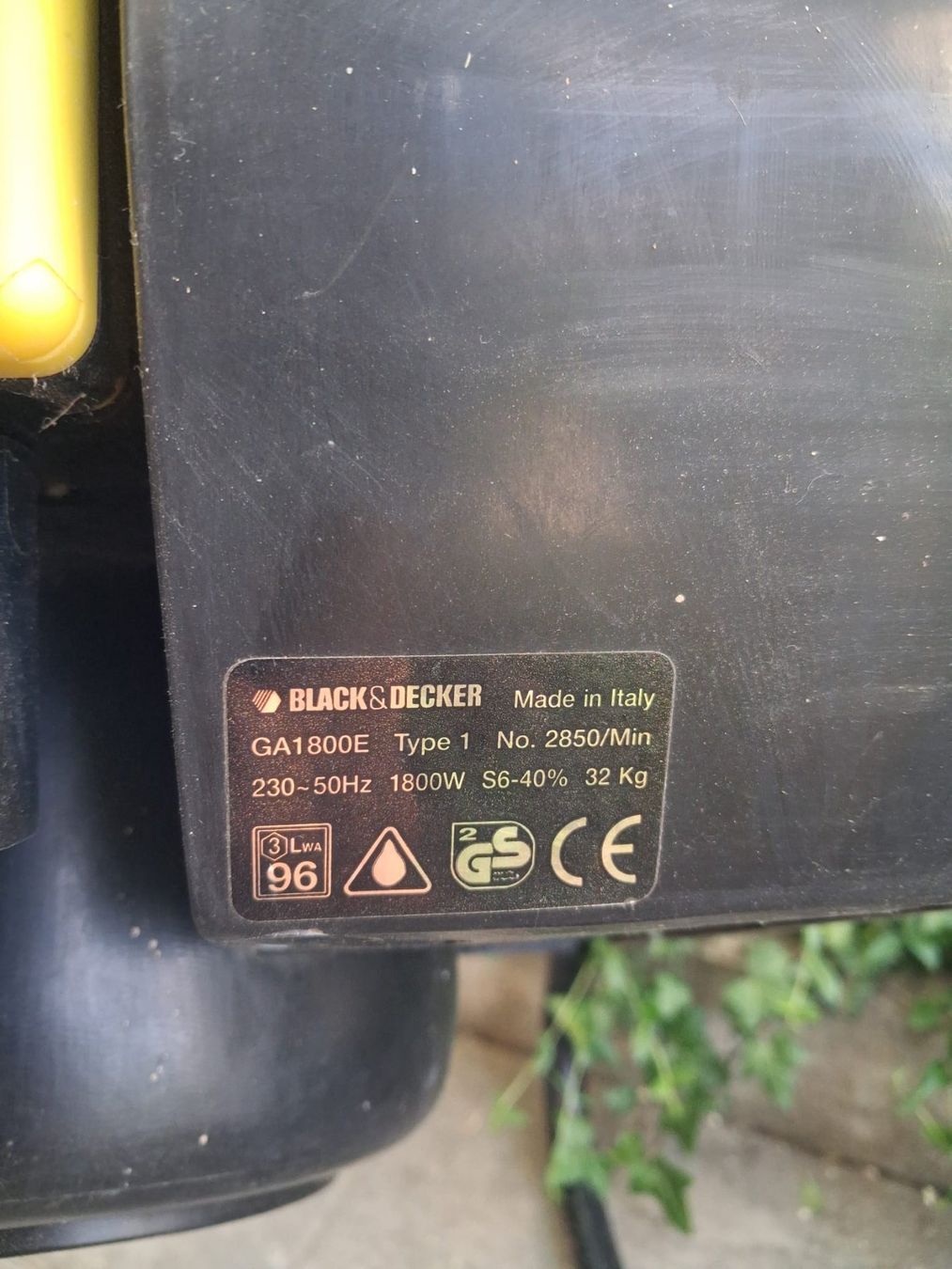 Trinciatrici: Black+Decker Häcksler 37 mm GA1800E – Usato da Winterthur venduto da mar_jwg7 5
