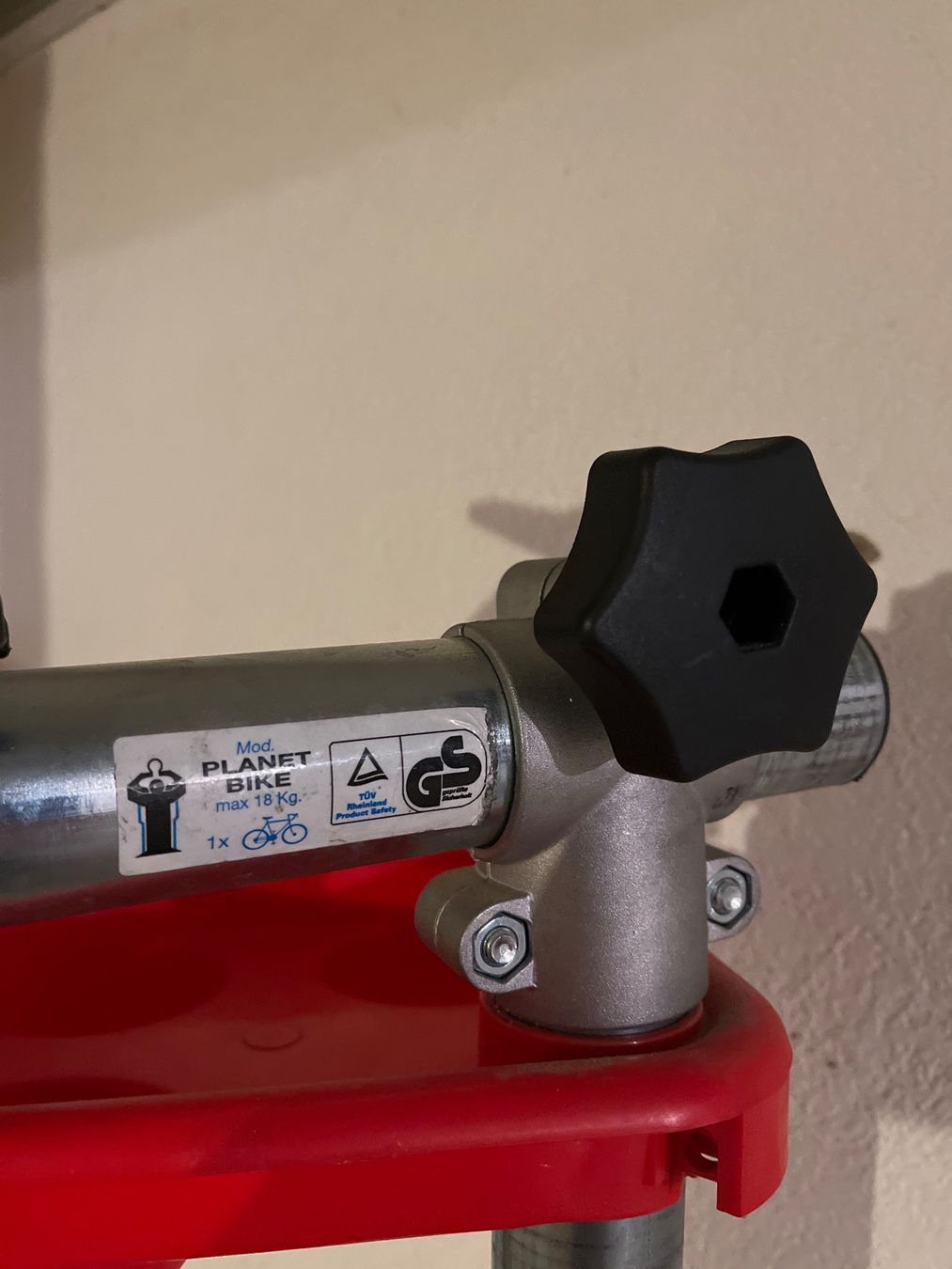 Rateliers à velo: Velo Reparaturständer – D'occasion à Uster par Arrayo 5