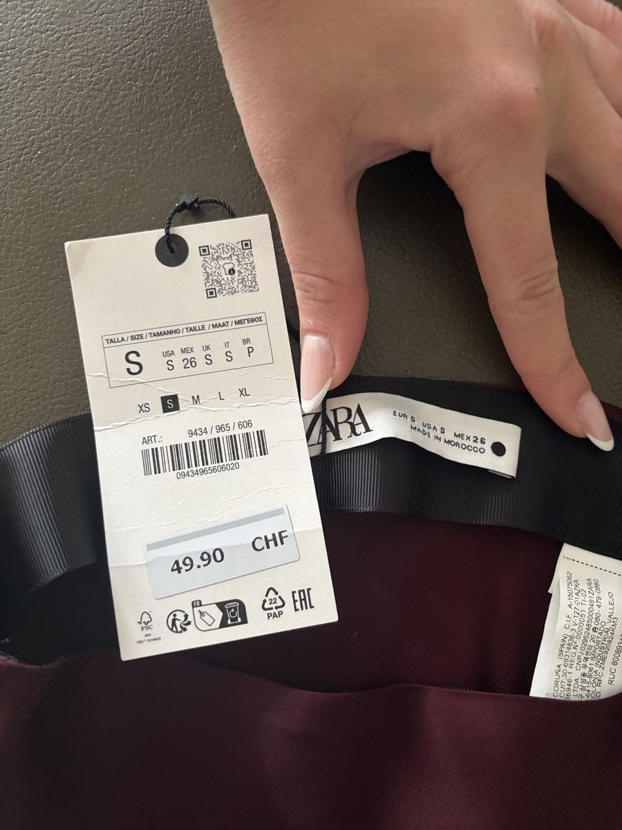 Zara Gonne: Zara mide skirt – Nuovo e nell'imballaggio originale da Weggis venduto da joe_f65l 1