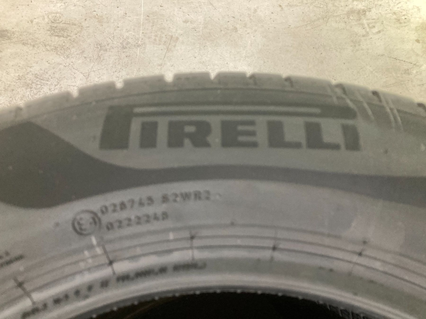 Pirelli Pneus & Kompletträder: 205/60R16 Sommerpneu Pirelli – Neu und originalverpackt aus Cham von WB2223 1