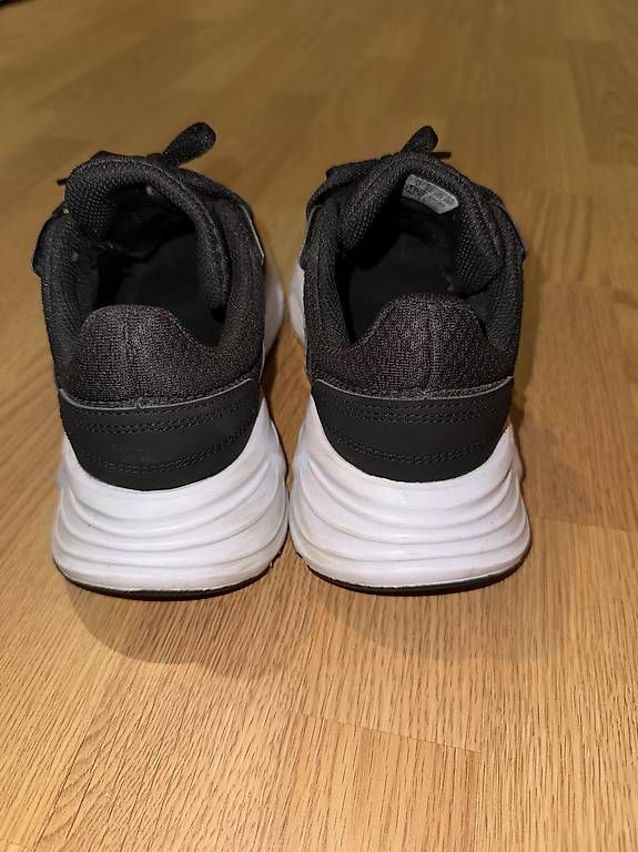 Scarpe da uomo: Adidas Galaxy 6 – Nuovo e nell'imballaggio originale da Bern venduto da mar_j88d 1