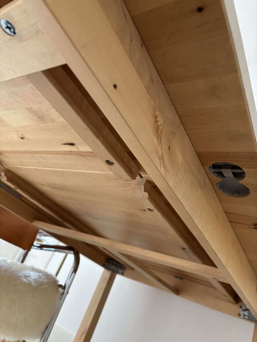 Tables: Massiv Holztisch – D'occasion à Bern par wisemagpie 5