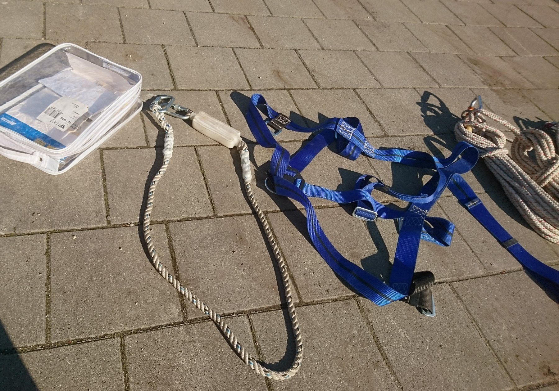Attrezzatura da arrampicata: Absturzsicherungsset – Usato da Gampelen venduto da Schmidi887 3