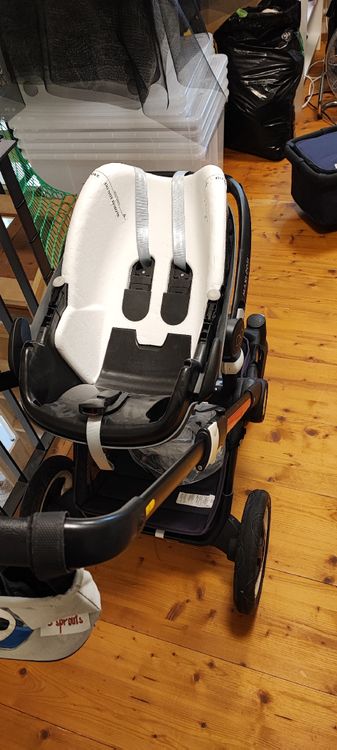 Maxi-Cosi Seggiolini per auto: MAXI COSI 0-13kg ohne Basisstation inkl. Zubehör – Usato da Knonau venduto da mo87 1