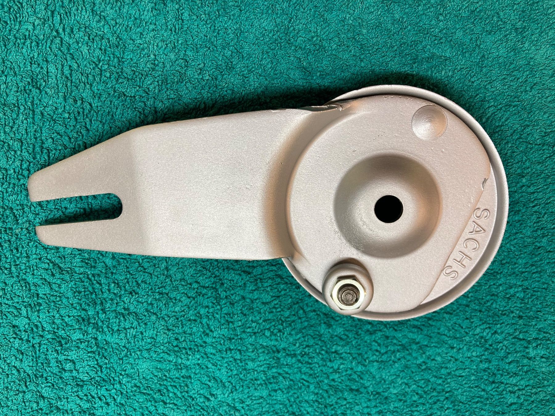 Puch Parti ricambio per ciclomotori: Puch X30 Bremsankerplatte NS/NL – Usato da Brittnau venduto da Paptor