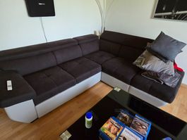Ecksofa dunkelbraun mit weissem Unterteil, super Gemütlic...
