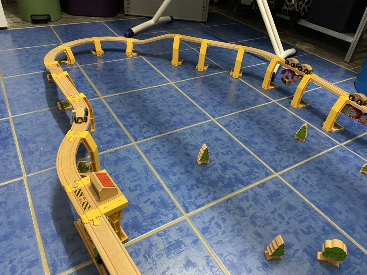 Brio Giocattoli: BRIO SKY TRAIN SET - RIESIG – Usato da Meierskappel venduto da Tarmogoyf 3