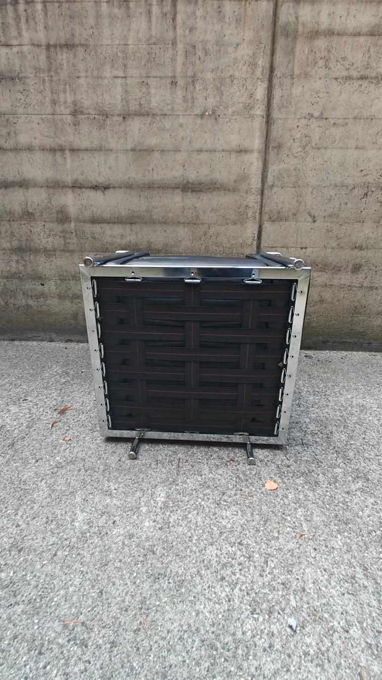 Poltrone: Corbusier LC2  Sessel Replikat Schwarz – Usato da Attikon venduto da VintageSaleTeam 2