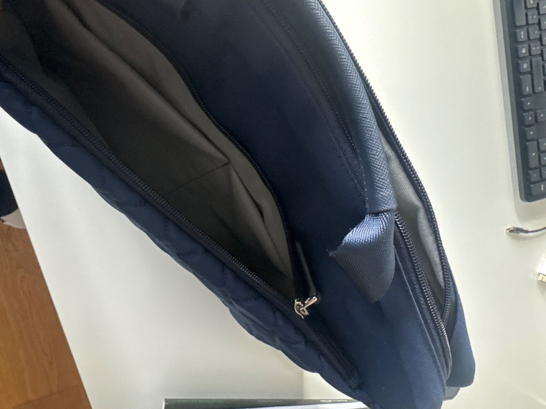Sacs: NEW Laptoptasche / Notebooktasche – D'occasion à zug par MollyMoo28 2
