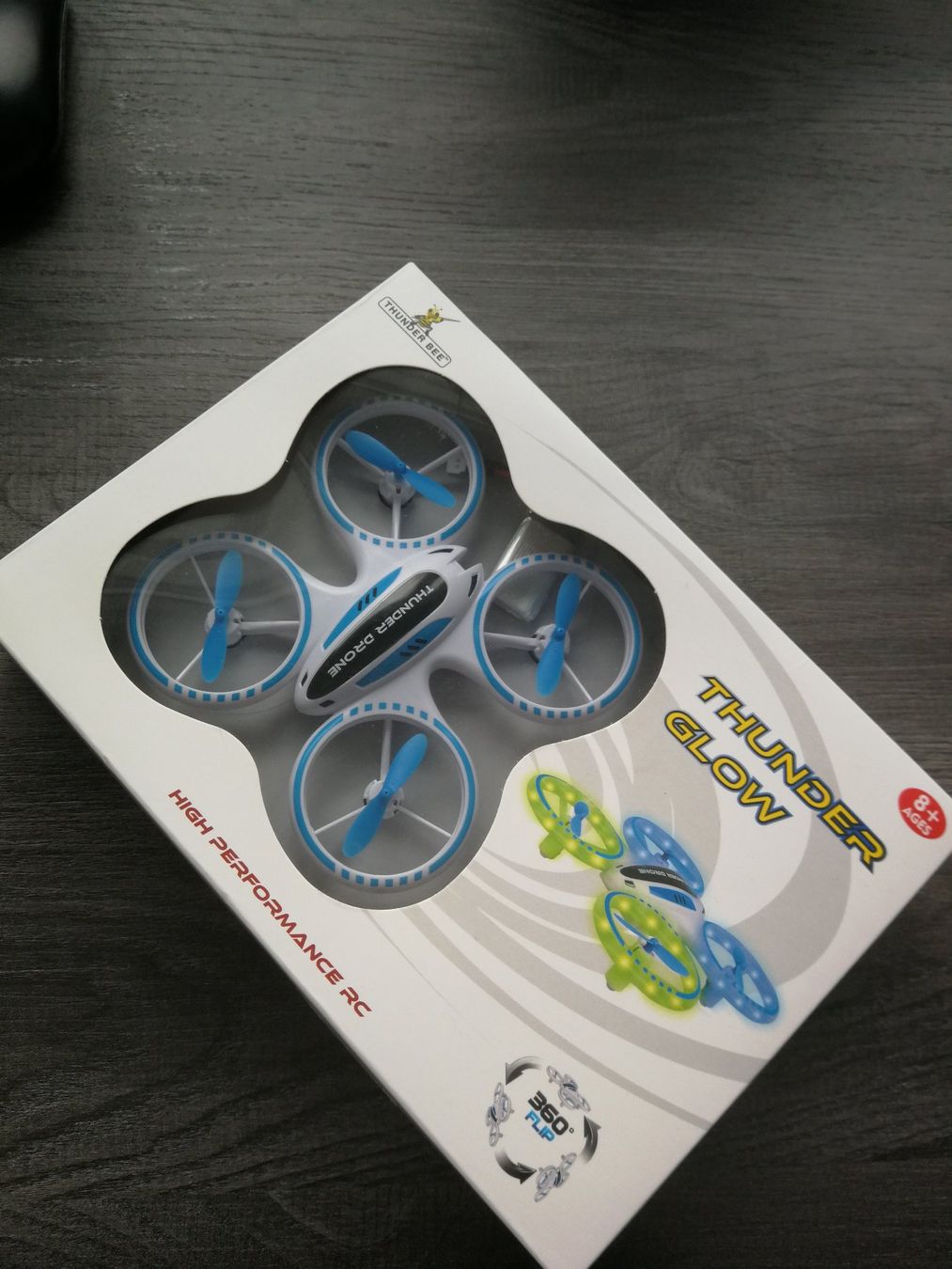 Giocattoli: Indoor Drohne mit Lichteffekten – Usato da Zürich venduto da Dual-Input