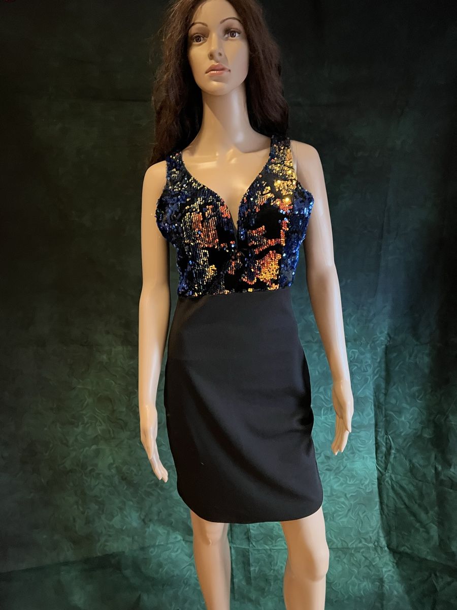 Wal G. Kleider: Cocktail kleid Wal G Gr M – Gebraucht aus Laupersdorf von Cloludi 1