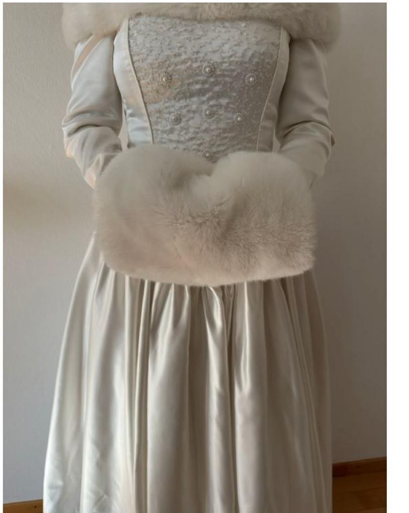 Vestiti: Traumhaftes Hochzeitskleid Gr.36/38 – Usato da Wagen venduto da Fosis