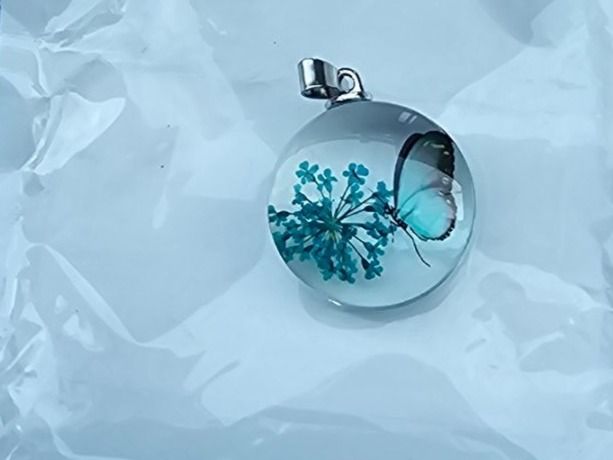 Ciondoli: Neu! Anhänger Schmetterling Blume – Nuovo e nell'imballaggio originale da Füllinsdorf venduto da Sunnebliemli7