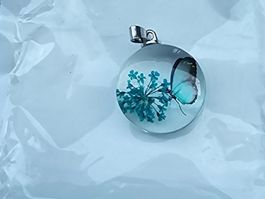 Neu! Anhänger Schmetterling Blume