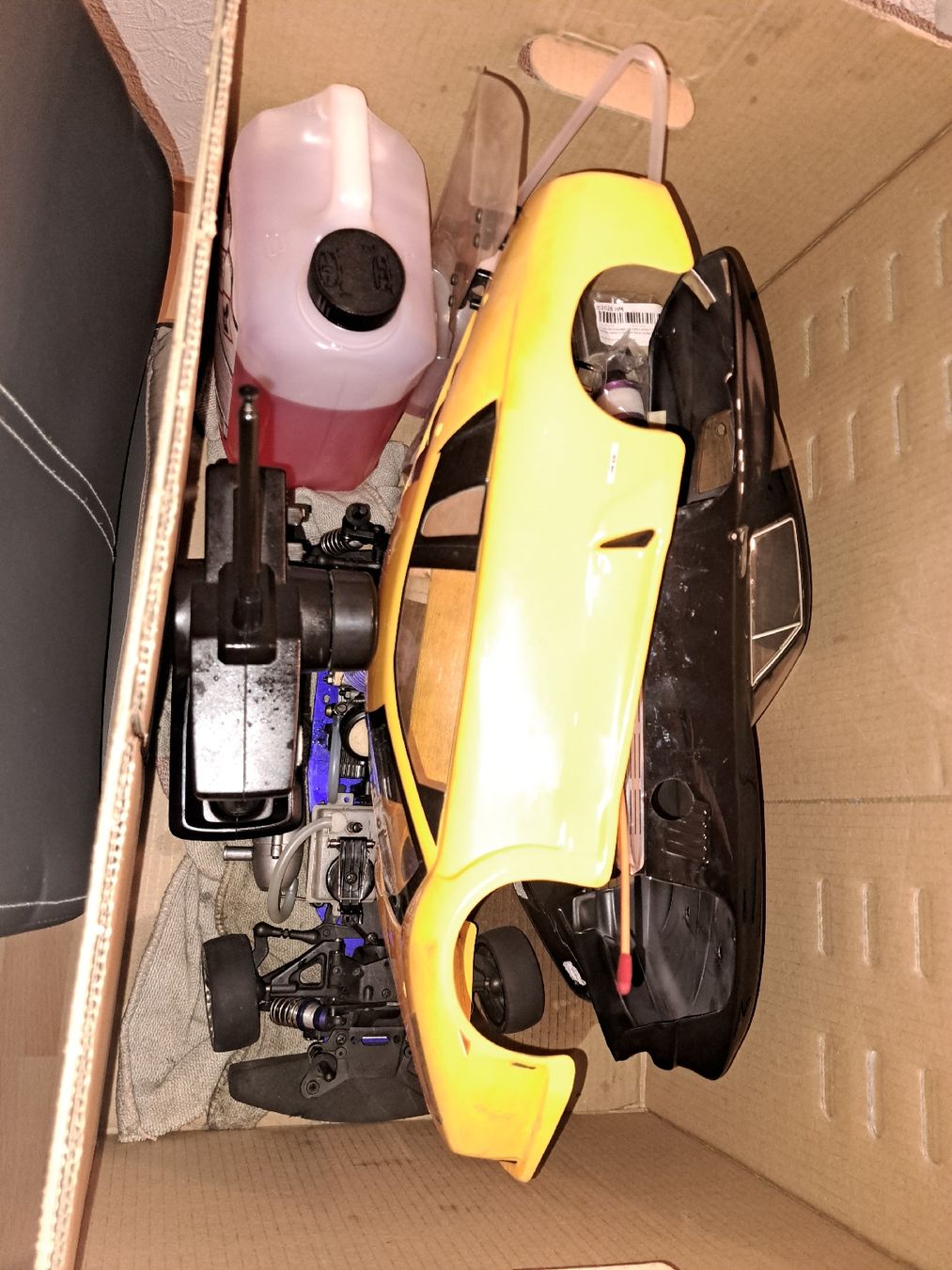 Kyosho Modellismo RC: Rc auto modellismo Kyosho Benzina – Usato da Emmenbrücke venduto da Qalku.live.it 2
