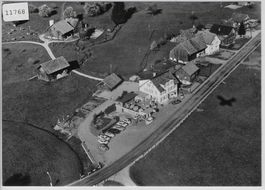 Flugaufnahme Gasthaus Löwen Kaltbrunn-