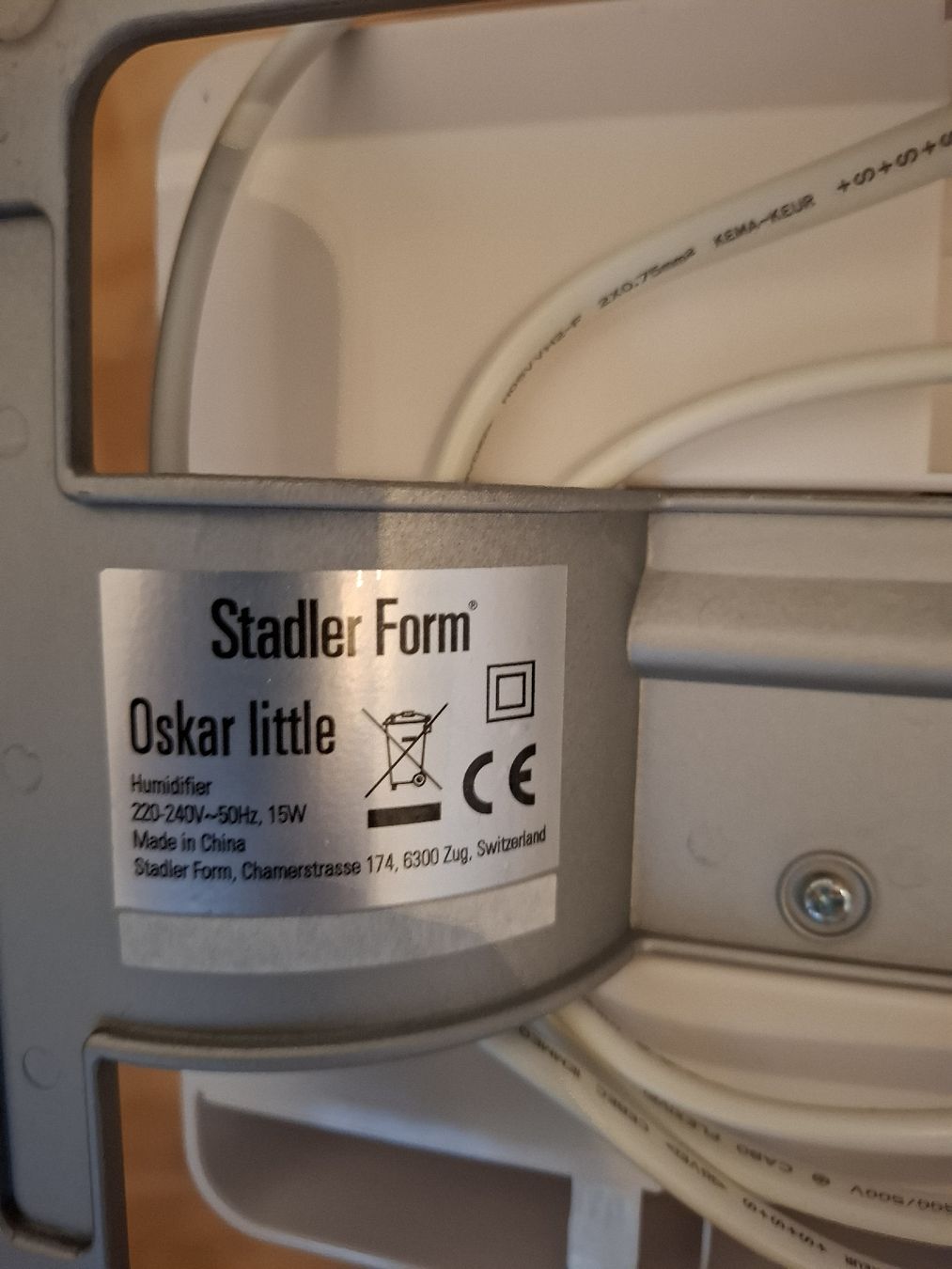 Stadler Form Umidificatori d'aria: Luftbefeuchter mit 6 filtern und 1 Water Cube – Usato da Lenzburg venduto da Dillor 1