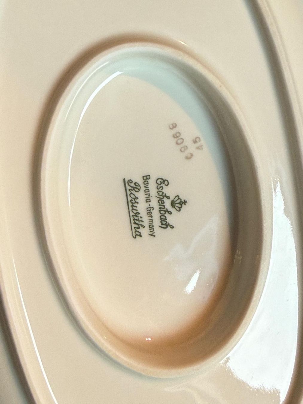 Eschenbach Geschirrsets: Service mit Goldrand 12-teilig – Gebraucht aus Aadorf von Sandra.balzli 1