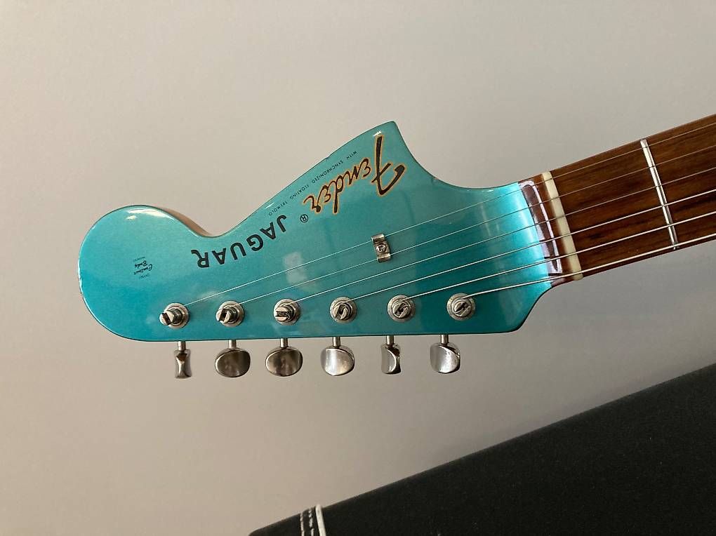 Fender Strumenti musicali: Fender Jaguar 66 reissue – Usato da Bellinzona venduto da PWNguitars