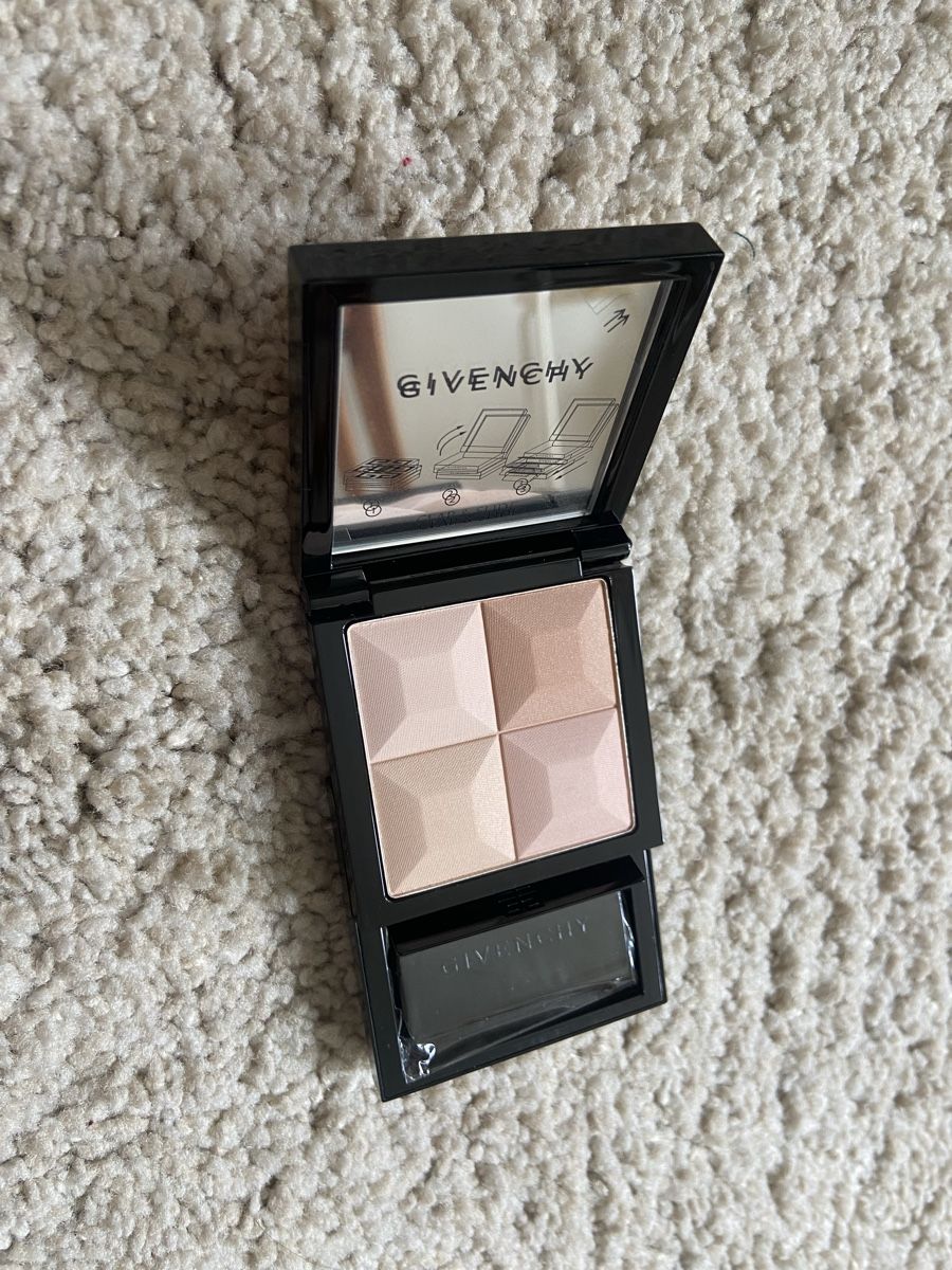 Make-up: Givenchy Le Prisme Powder Neu – Nuovo (secondo la descrizione) da St.Gallen venduto da Arc9 1