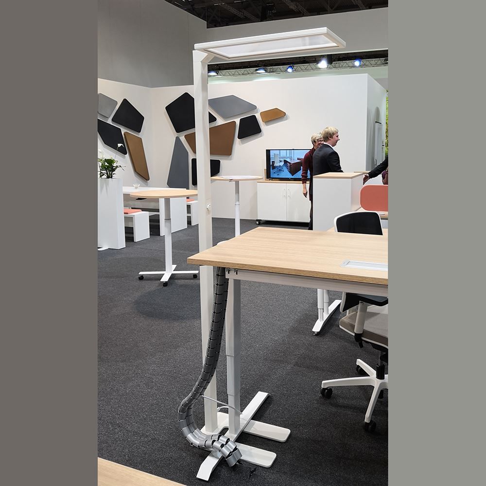 Lampen: LED Büro Stehleuchte, Silber, 197 cm – Neu (gemäss Beschreibung) aus Kreuzlingen von Smart-Light 4